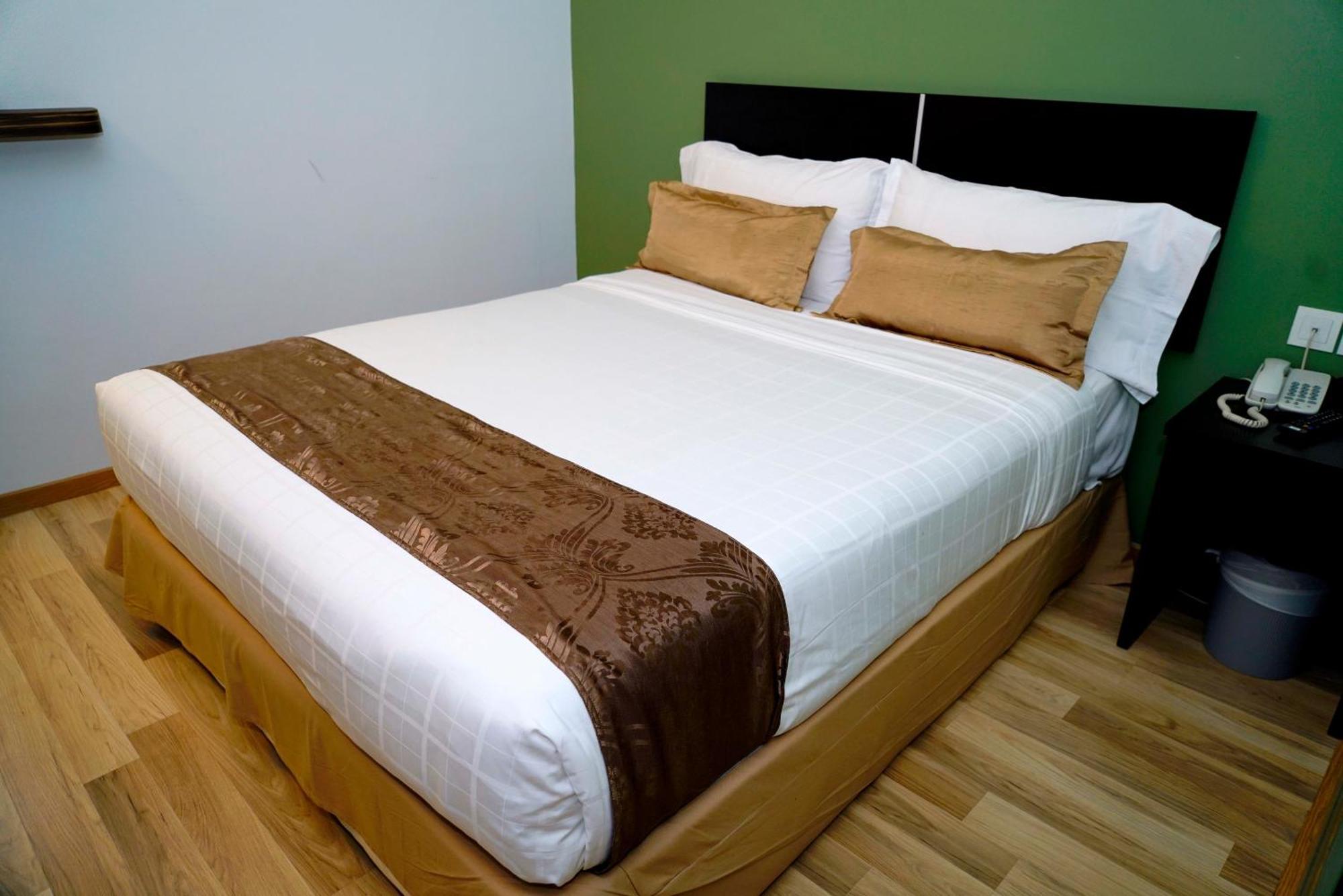 שאה אלאם Alami Garden Hotel חדר תמונה