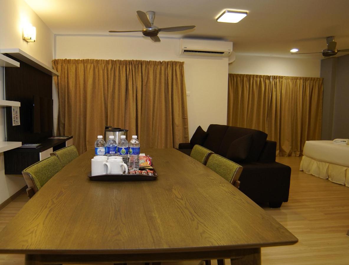 שאה אלאם Alami Garden Hotel מראה חיצוני תמונה